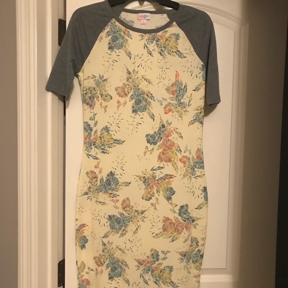 LuLaRoe Julia small major unicorn